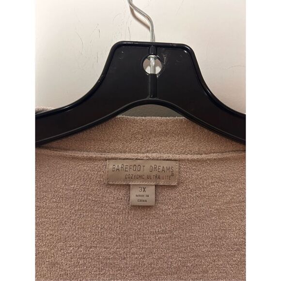 Barefoot dreams cardigan size 3x - Picture 3 of 3